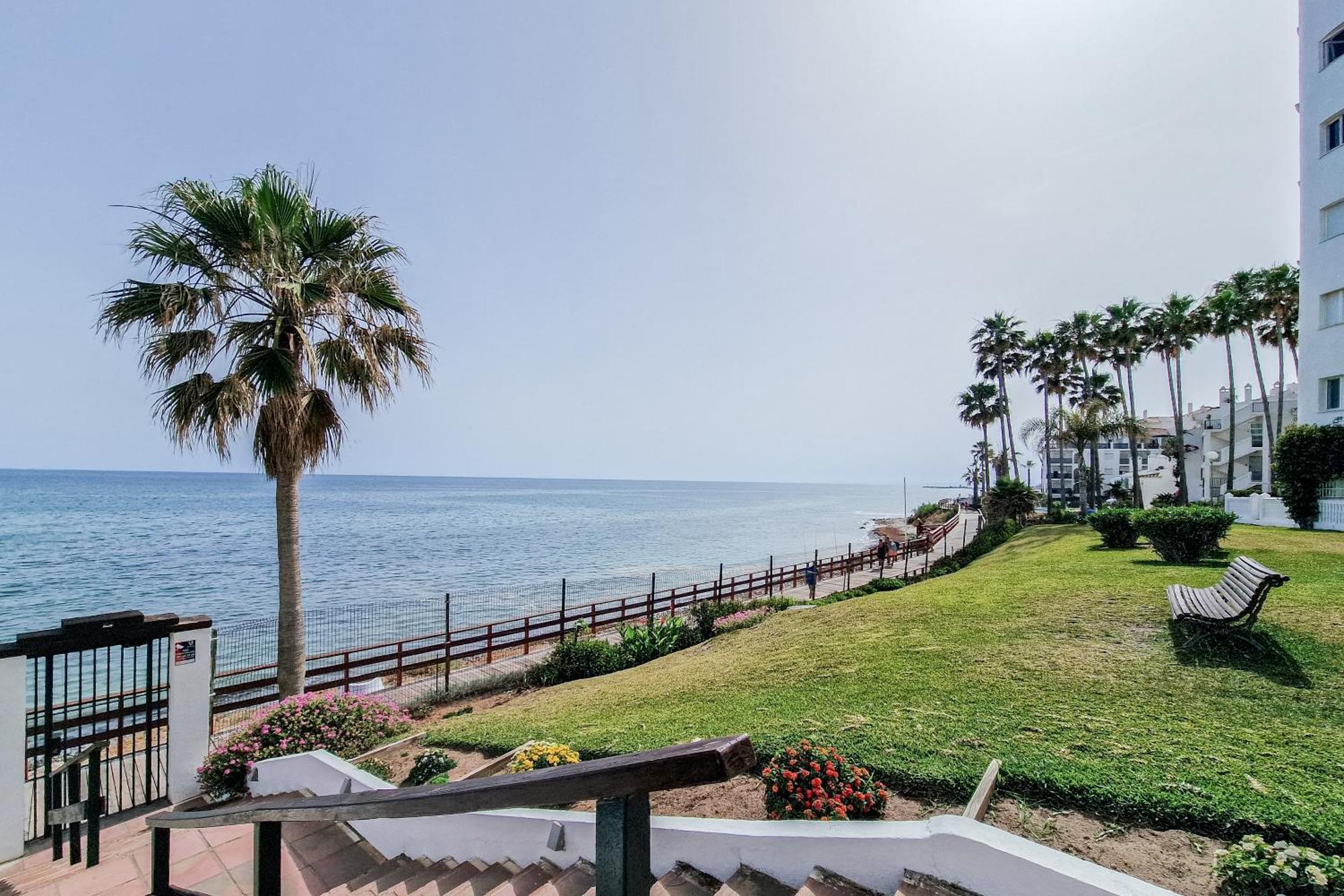 El Jardin Secreto Apartment Sitio de Calahonda